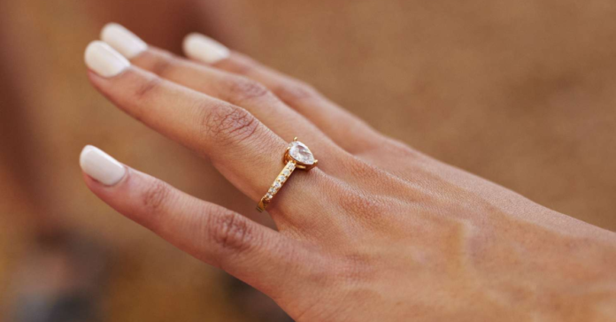 Redmond Police fedex gold ring